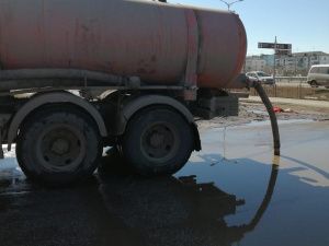В Якутске в усиленном режиме ведутся работы по отводу и откачке талых вод