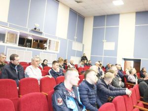 С ЛЕНИНЫМ — ЗА СЧАСТЬЕ РАБОЧИХ  