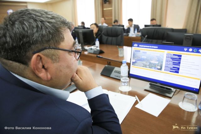 Строительство Ленского моста. Денег нет, но строить надо