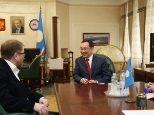 Глава Якутии встретился с организаторами «Тотального диктанта»