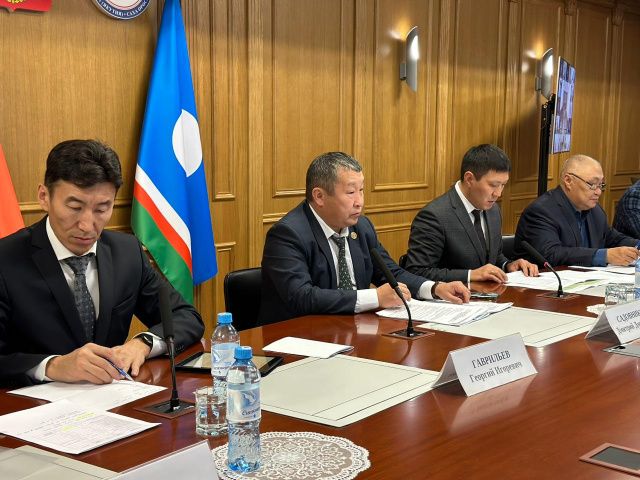 Свыше 400 детей-сирот будут обеспечены жильем в Якутии до конца года