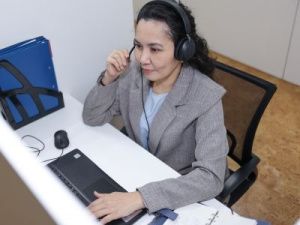 Специалисты региональной «горячей линии» помогли решить проблемы военнослужащих