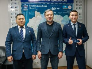 Герои России из Якутии вступили в ряды членов партии «Единая Россия»