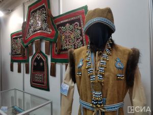 Изделия 100 мастериц из семи регионов России представлены на выставке «Бисер Севера» в Якутске