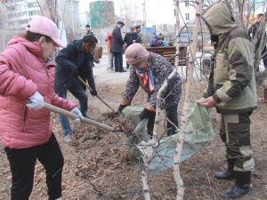 Коммунисты Якутии: Нет — глумлению над памятником Карлу Марксу и одноименным сквером! 