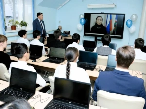 Еще в 40 школах Якутии создали цифровую образовательную среду 
