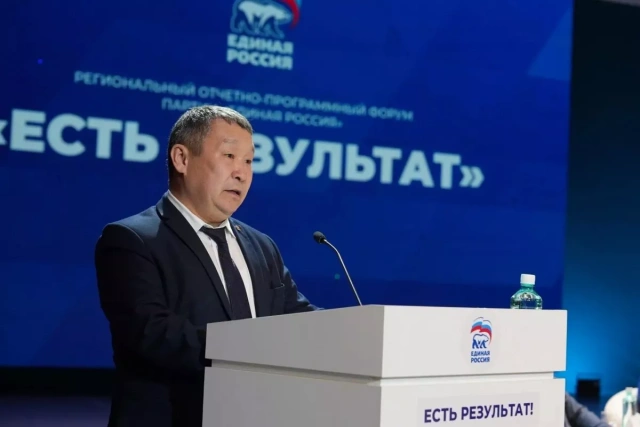 "Единая Россия" согласовала кандидатуру Дмитрия Садовникова для предложения на предварительный отбор кандидатов на должность мэра Якутска