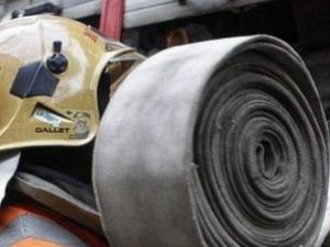 В Жатае из-за короткого замыкания загорелось судно-сухогруз