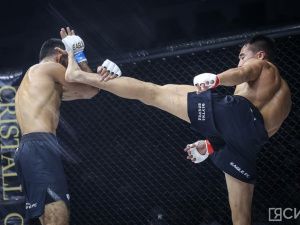 Фоторепортаж: турнир по смешанным единоборствам Eagles FC 53 в Якутске