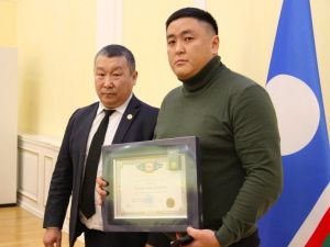 В День спасателя наградили сотрудников Службы спасения Якутии