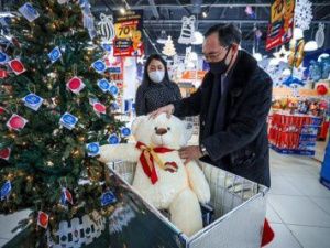 Четверо воспитанников детского дома «Берегиня» получат новогодние подарки от главы республики Айсена Николаева