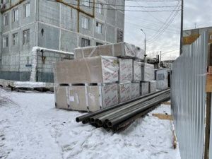 Администрация Якутска опровергла информацию о самострое возле дома по ул. Ярославского, 7