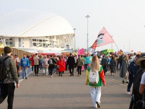Фоторепортаж: якутяне приняли участие в шествии молодежи мира в Сочи