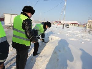 В Якутске уборка и вывоз снега с дорог идут по графику