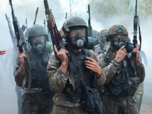 Сотрудник отдела специального назначения УФСИН «Белый медведь» удостоен почетного права ношения крапового берета