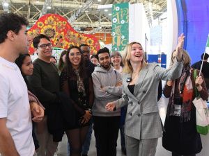 На выставке-форуме «Россия» проходят экскурсии для участников Всемирного фестиваля молодежи