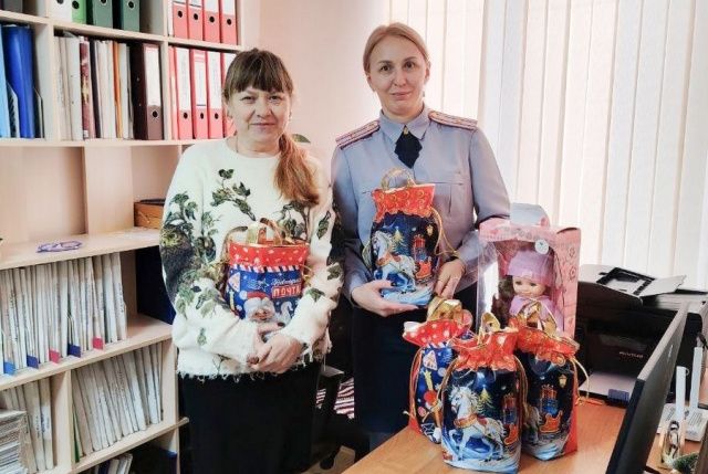 В Якутии работники УФСИН исполняют детские новогодние мечты