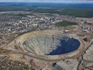 АЛРОСА сможет восстановить добычу на руднике «Мир» не раньше 2024-2025 годов