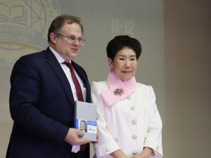 В Якутске открылся форум молодых исследователей «Шаг в будущую профессию»