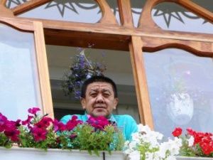 Глава Ленского района лечится от COVID дома