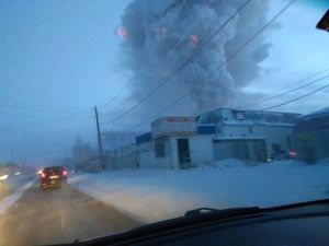 На 17 квартале горит жилой дом 