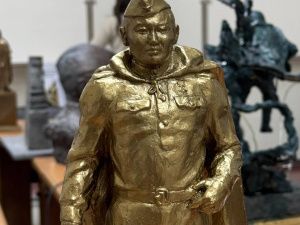 В Якутске выбрали лучший эскиз памятника Герою Советского Союза Фёдору Попову