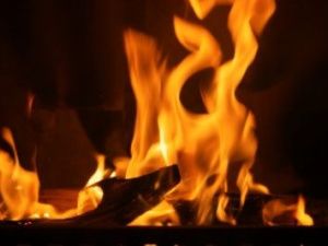 В Якутии на пожаре погибли три человека