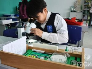 Победители школьных всероссийских олимпиад будут получать в Якутии по 500 тысяч рублей