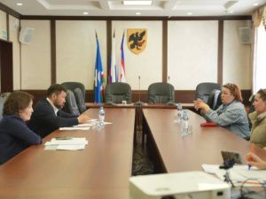 Евгений Григорьев провел личный прием граждан 4 мая