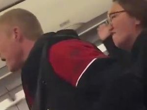 Перепалка на борту самолета Новосибирск - Нерюнгри перешла в драку