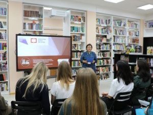 IV сектор электронных услуг открыли в Маганской библиотеке