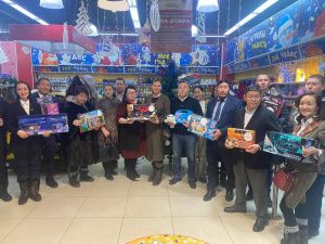 Джулустан Борисов принял участие в благотворительной акции «Елка добра»