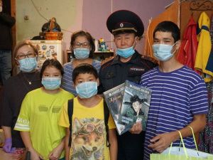 В г.Якутске состоялась благотворительная акция «Собери ребенка в школу»