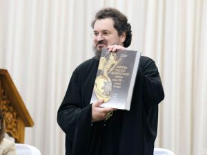 Влияние православия на отечественную культуру и патриотическое воспитание обсудили в Якутске