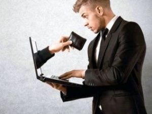 Лже-брокеры обманули жителя Якутии на 600 тысяч рублей