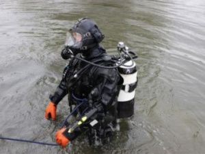 Поиски пропавших рыбаков в Якутии проходят в сложных погодных условиях