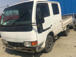 Житель Якутии угнал грузовик «Ниссан Атлас»