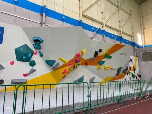 В Якутске завершилось строительство скалодрома в спорткомплексе «Дохсун» к играм «Дети Азии»