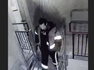 В Якутске мужчина с топором тяжело ранил человека