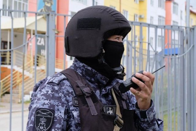 За неделю росгвардейцы Якутии задержали 173 правонарушителей: один из задержанных находится в федеральном розыске за самоволку