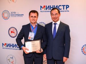 Айсен Николаев: «Мы воспитываем лидеров, которые будут управлять позитивными изменениями»