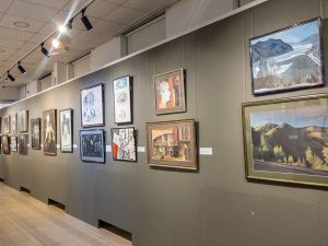 В Якутске открылась выставка театрального художника Николая Попова