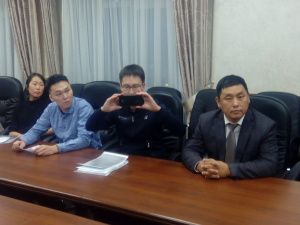 Айна Неустроева подала в суд на Антона Жондорова