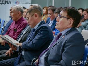 В Якутске прошла презентация книги в память о главе Момского улуса Иване Павлове