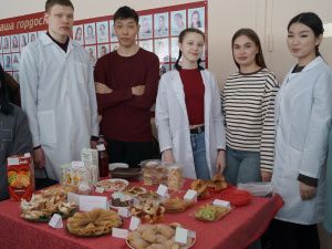 Студенты медицинских колледжей Якутии помогают бойцам СВО и их семьям