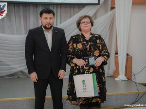 Евгений Григорьев встретился с представителями национальных общин и Ассамблеи народов Якутии