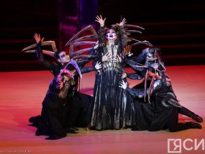 С оглушительным успехом состоялась премьера оперы-олонхо «Ньургун Боотур» в Астане