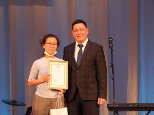 Владислав Левочкин поздравил участников Республиканского фестиваля «Педагогическая весна – 2022»