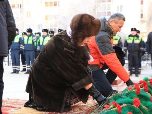В МВД по Якутии почтили память сотрудников, погибших при исполнении служебного долга