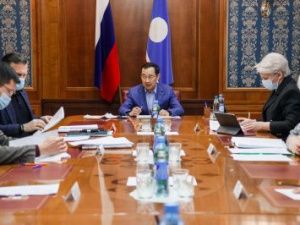 На совещании у Главы Якутии обсуждены вопросы строительства объектов здравоохранения